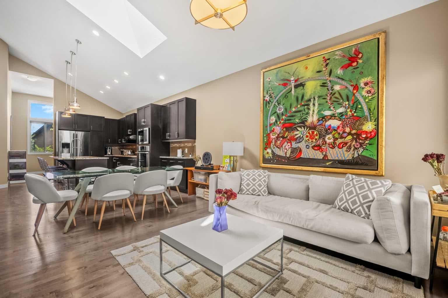 63 Cortina Villas SW