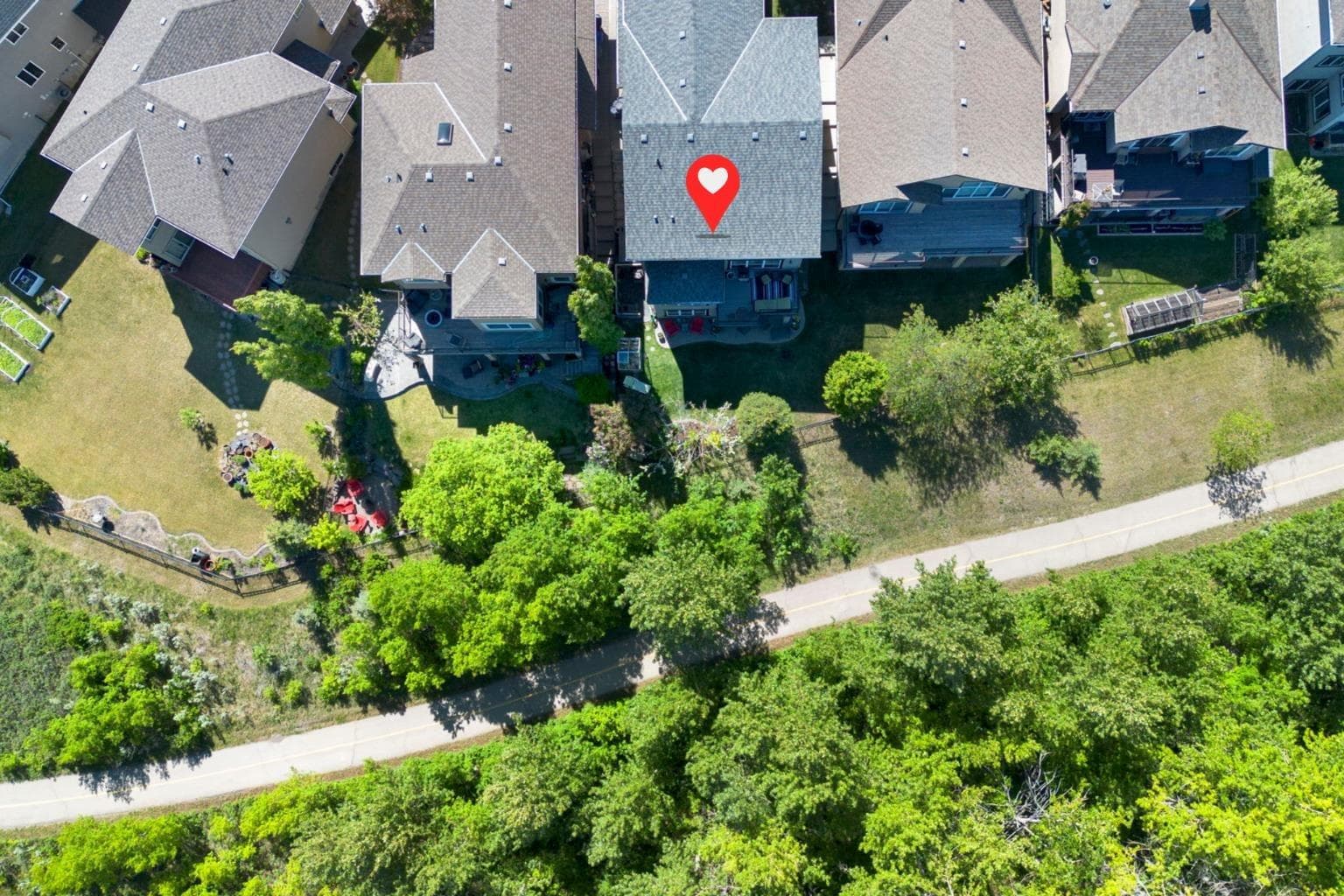 382 Tuscany Ravine Road NW