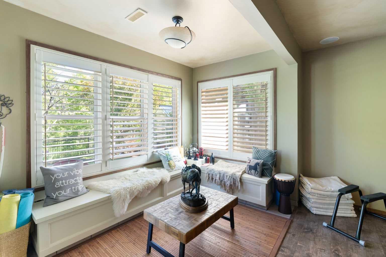 382 Tuscany Ravine Road NW