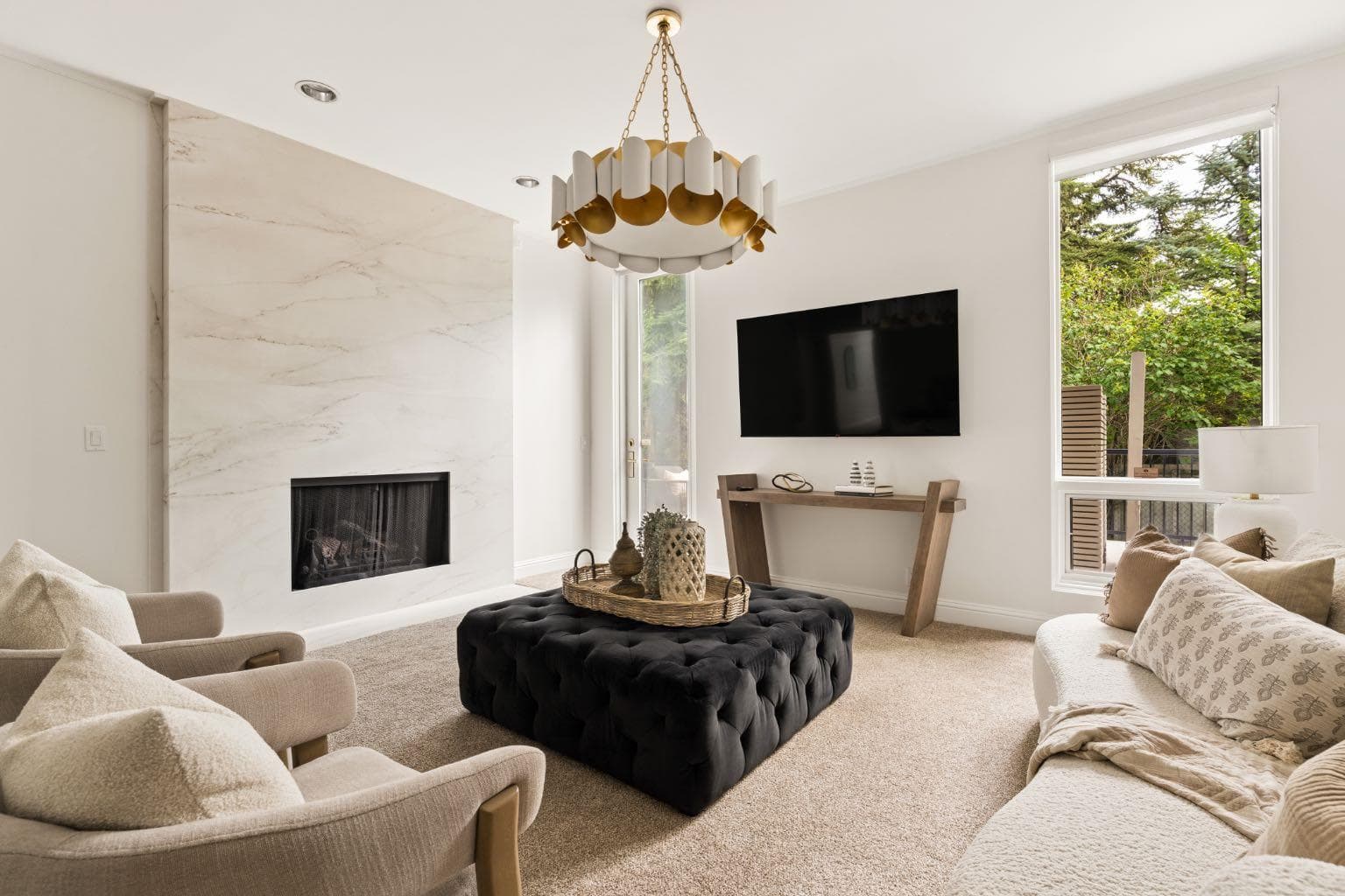 79 Bel-Aire Place SW
