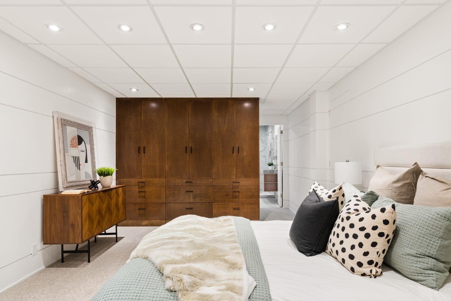 79 Bel-Aire Place SW