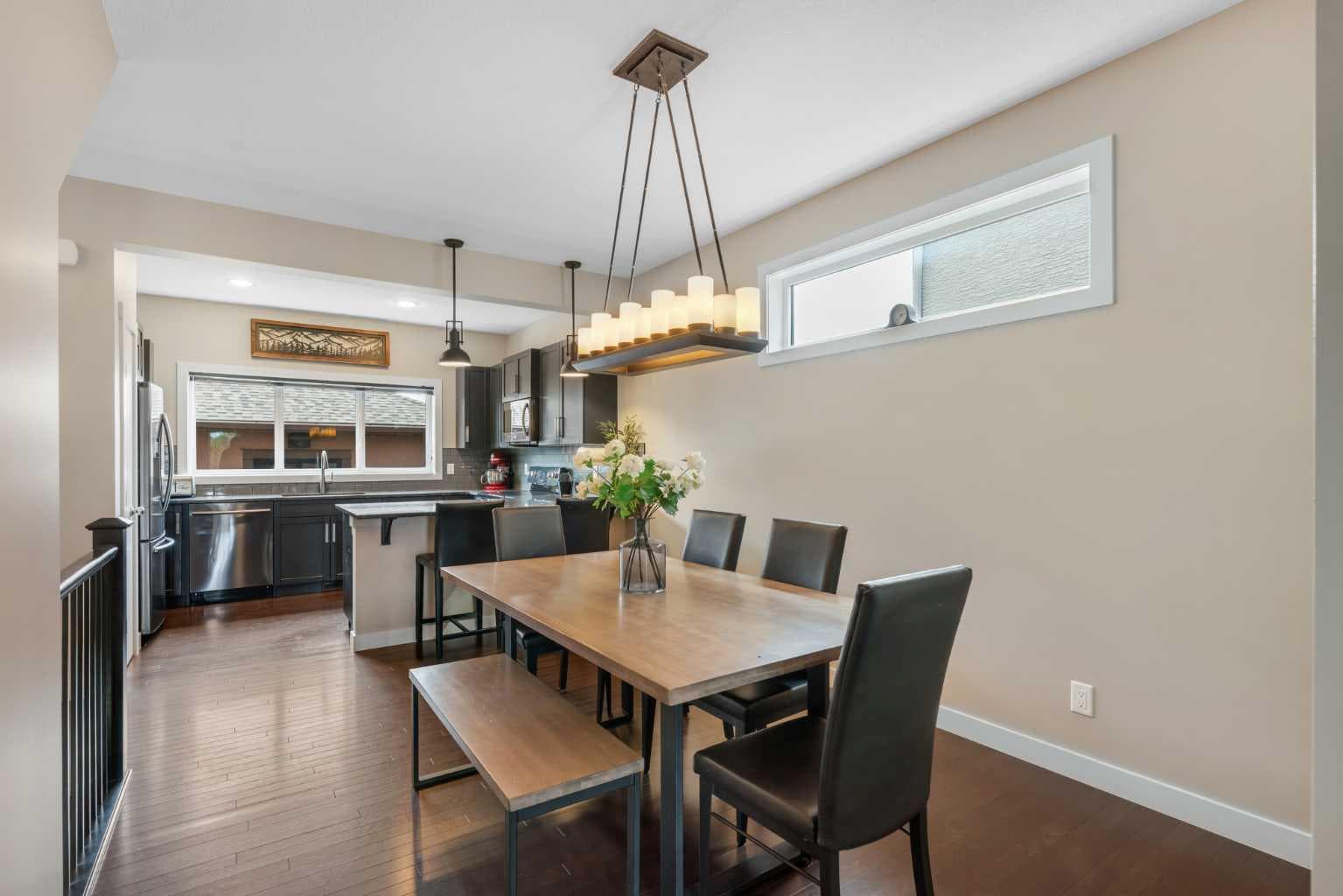 360 Marquis Heights SE