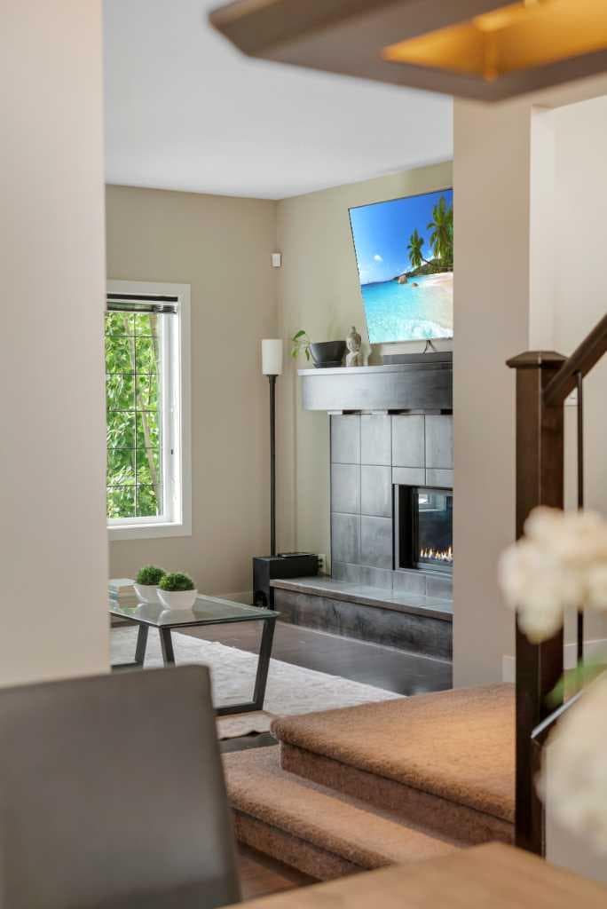 360 Marquis Heights SE