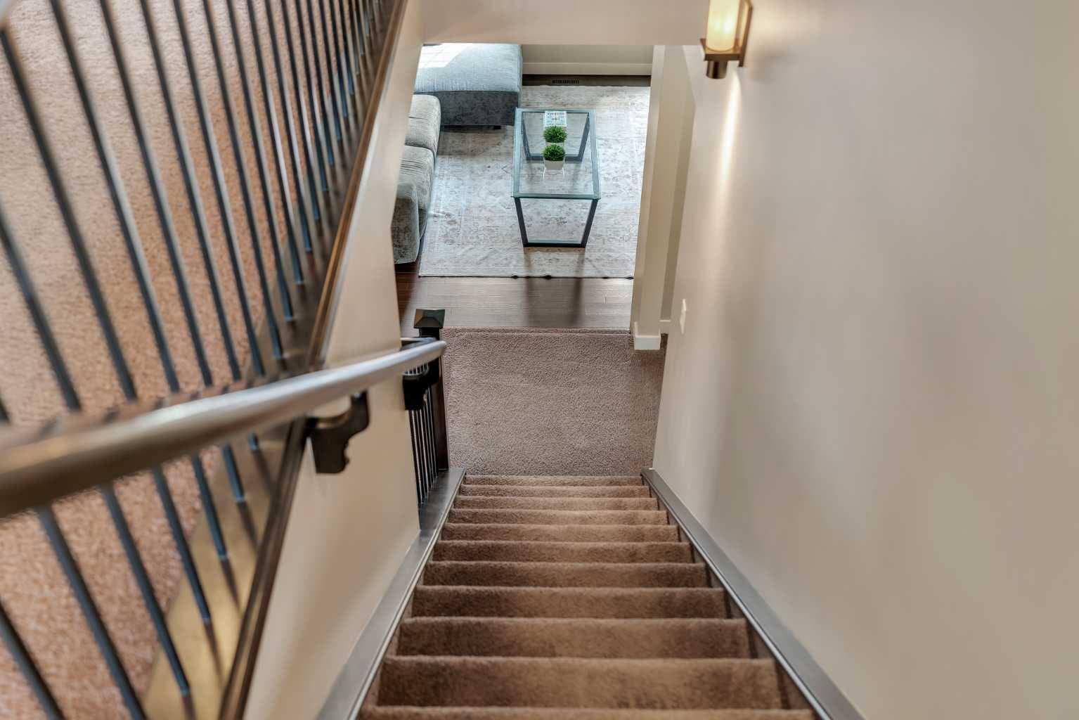 360 Marquis Heights SE