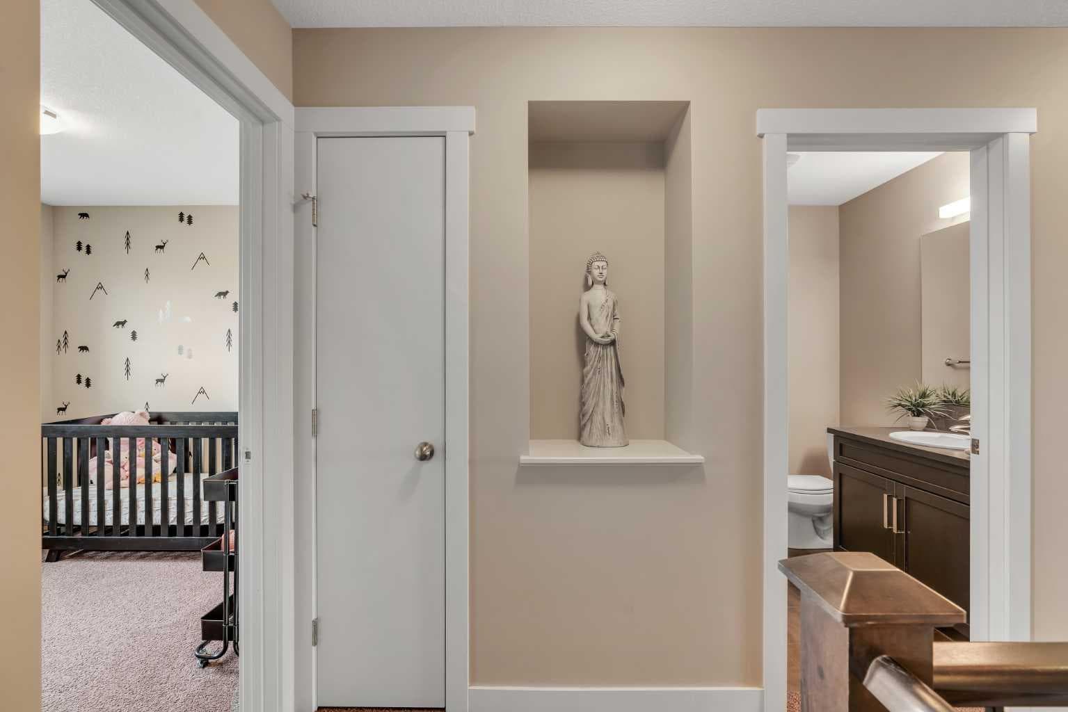 360 Marquis Heights SE