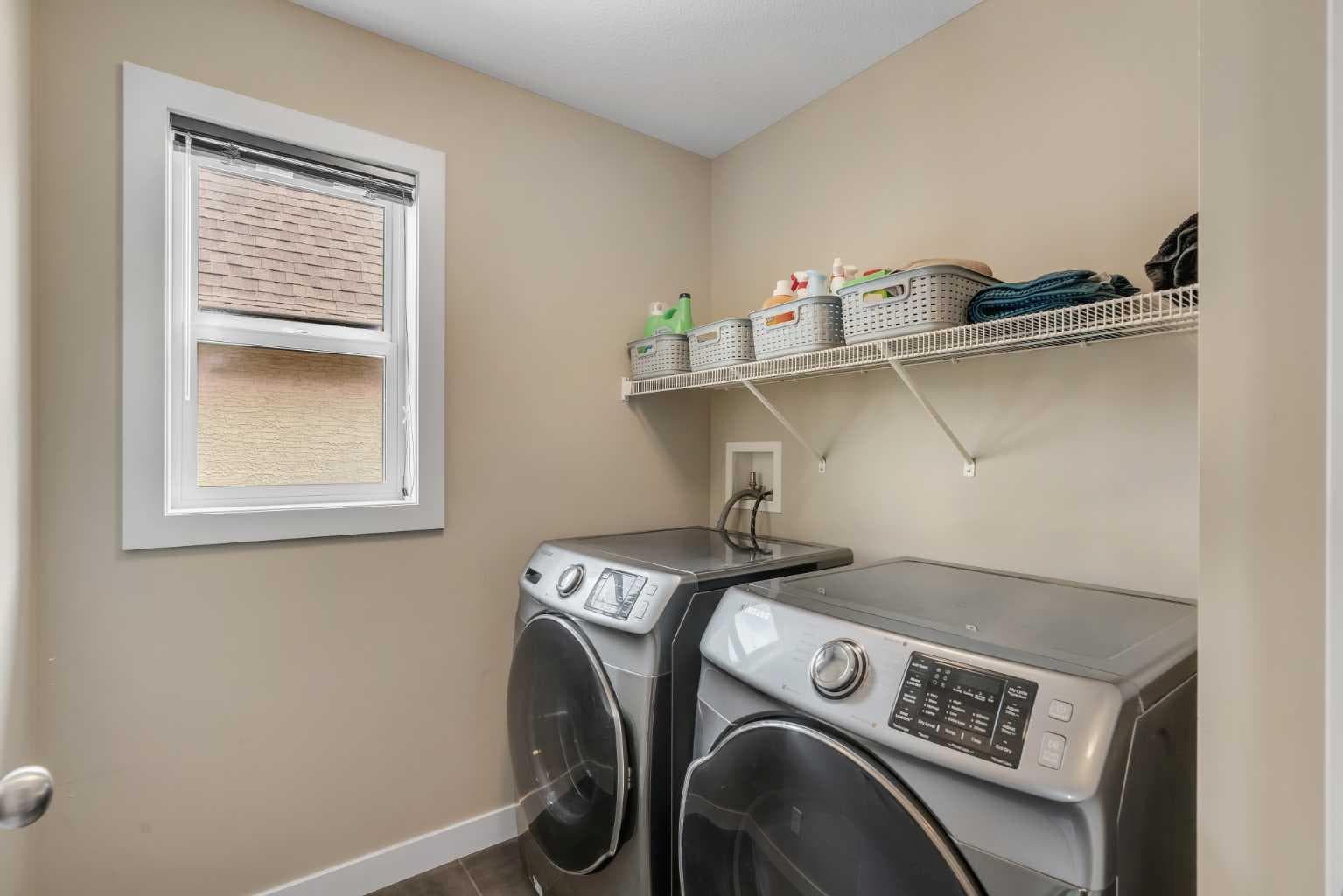 360 Marquis Heights SE