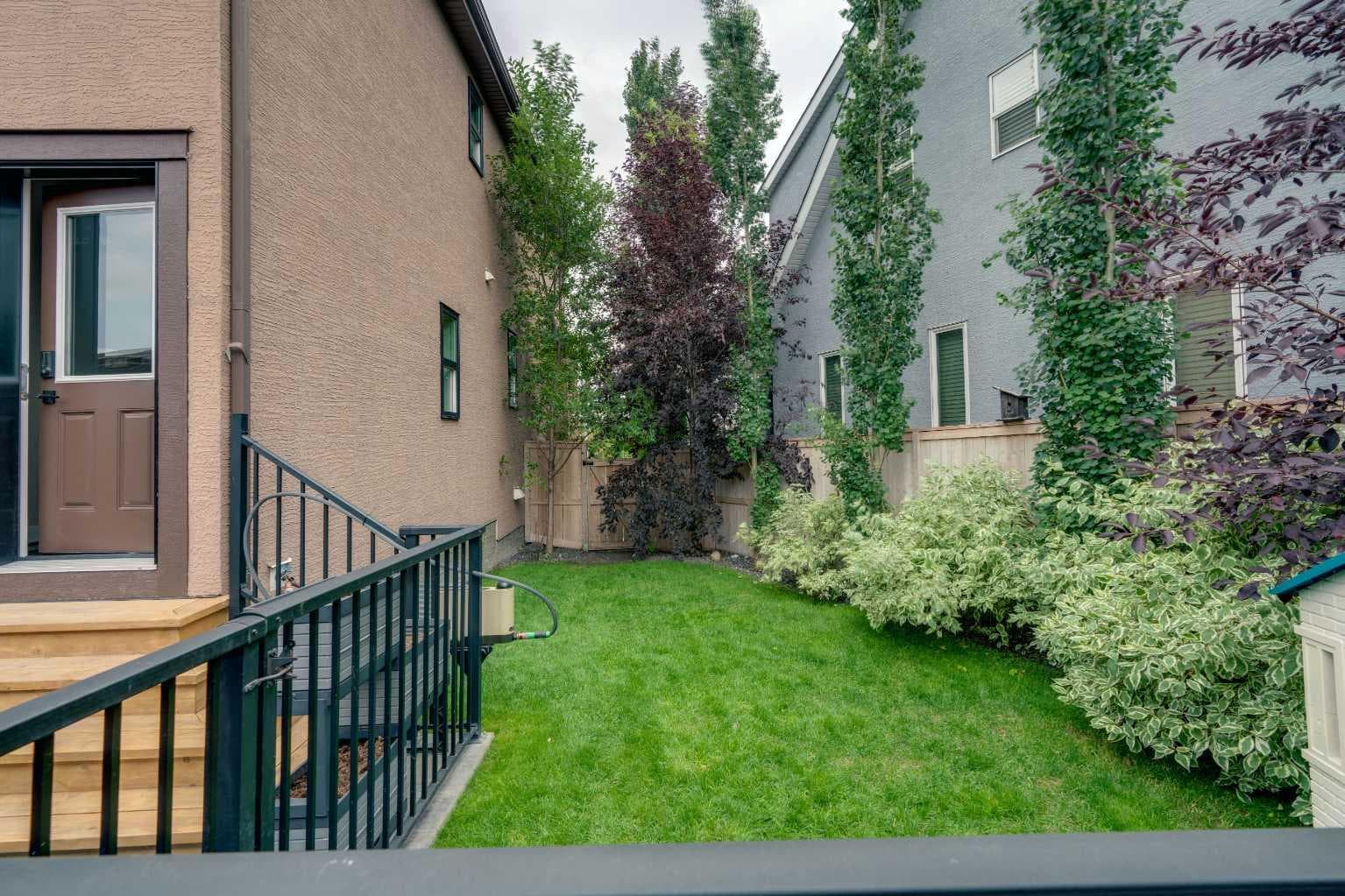 360 Marquis Heights SE