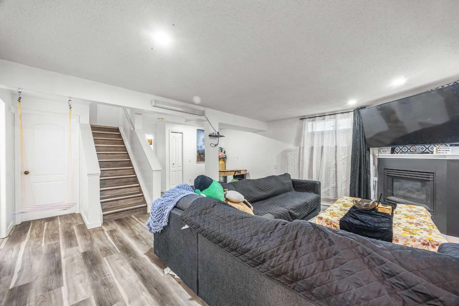 58 Citadel Crest Circle NW