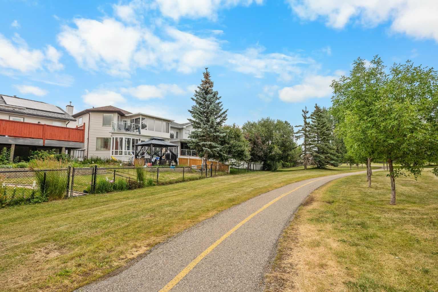 58 Citadel Crest Circle NW