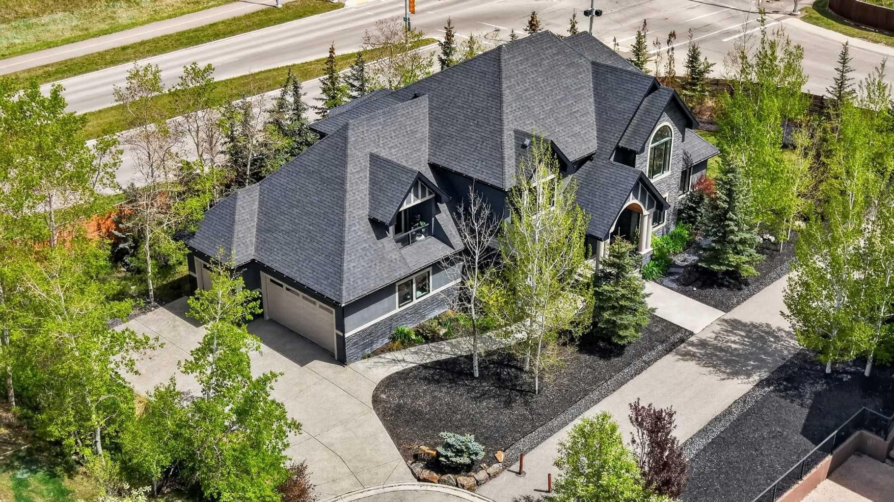 168 Posthill Drive SW