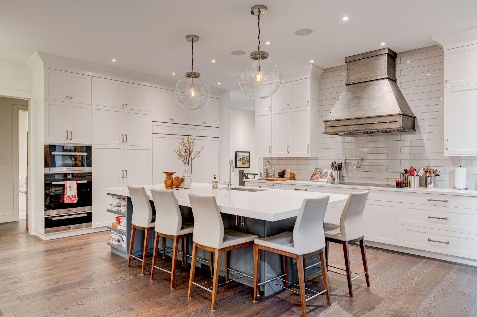 1111 Belavista Crescent SW