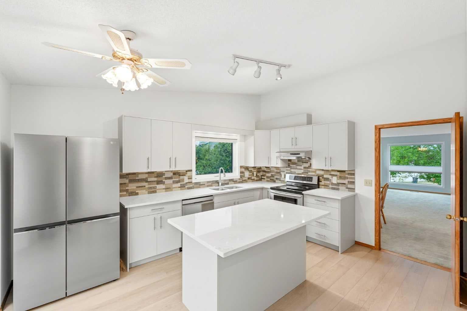 5 Sandpiper Gate NW