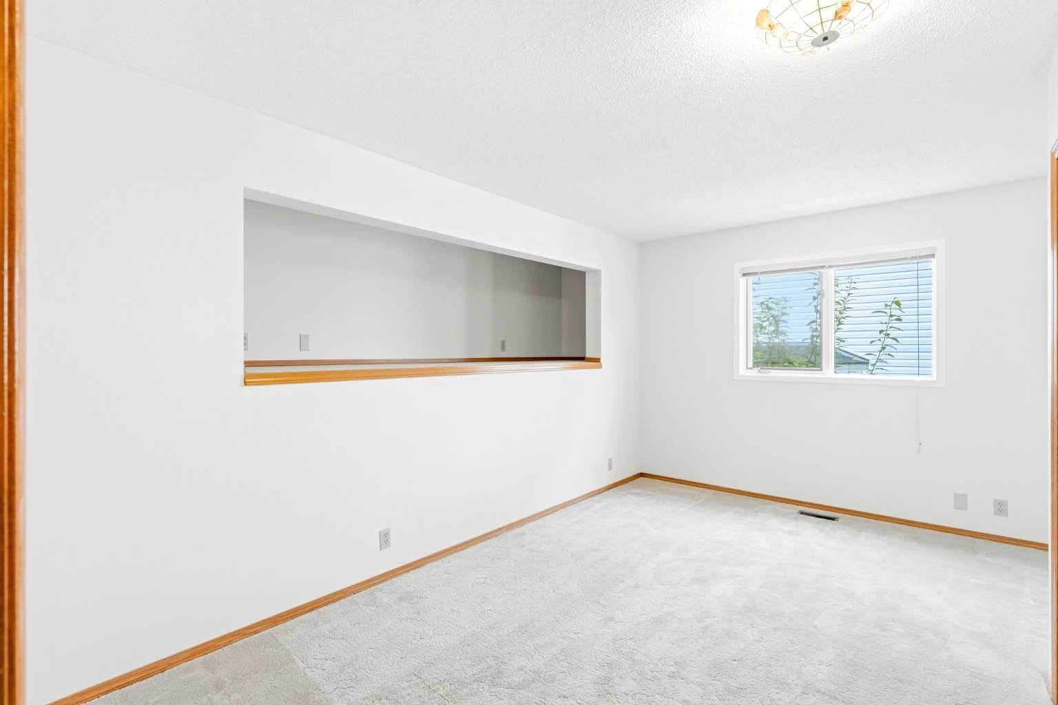 5 Sandpiper Gate NW
