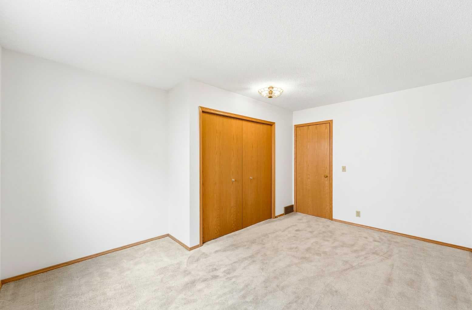 5 Sandpiper Gate NW