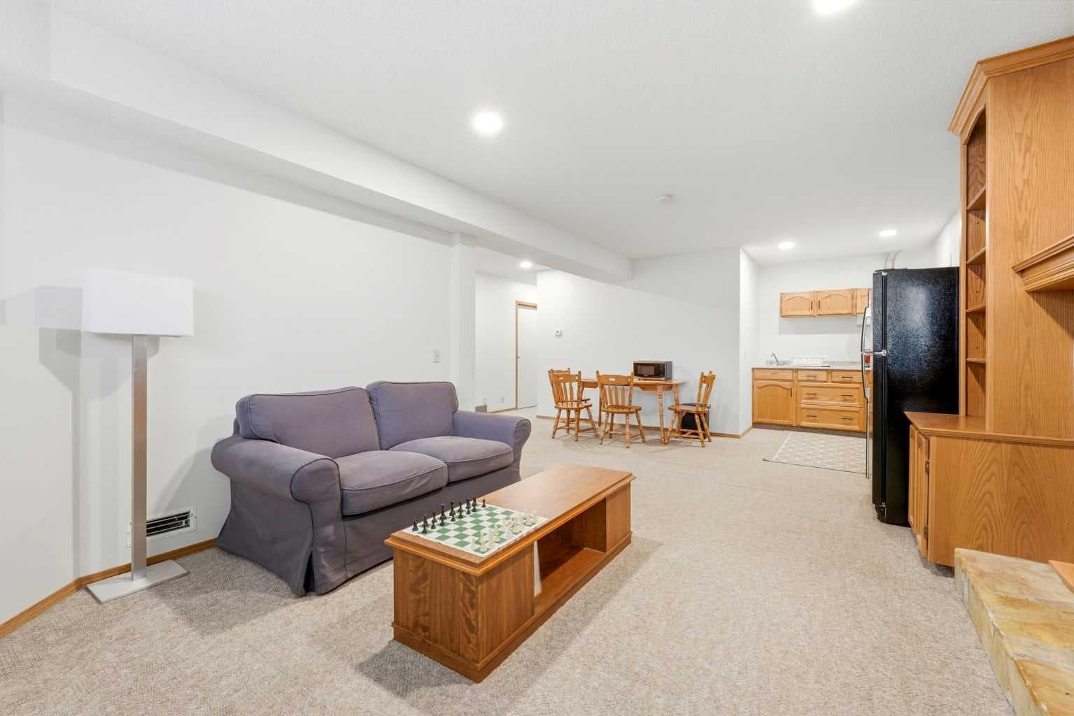 5 Sandpiper Gate NW