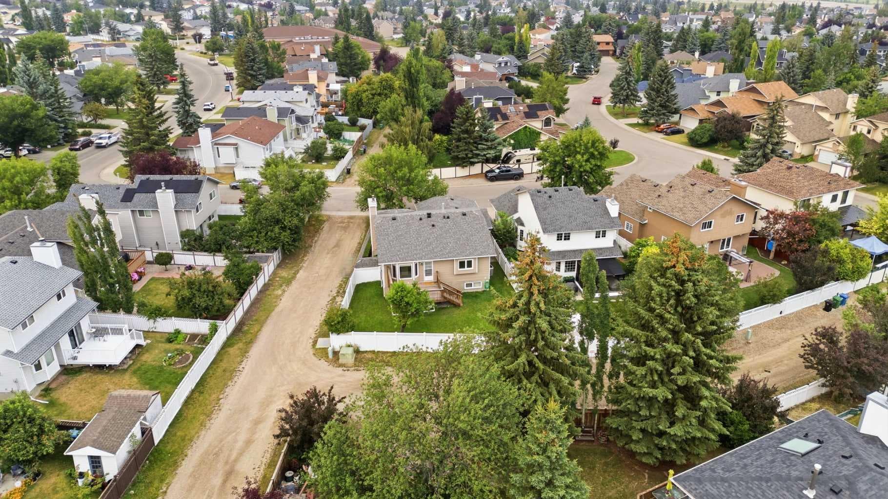 5 Sandpiper Gate NW