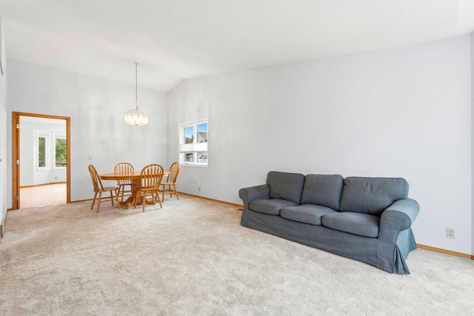 5 Sandpiper Gate NW