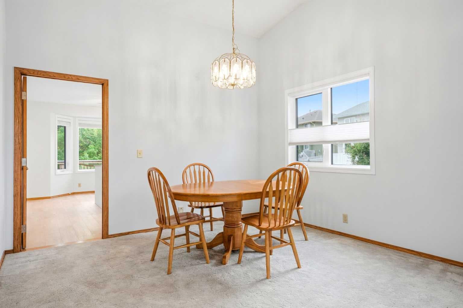 5 Sandpiper Gate NW