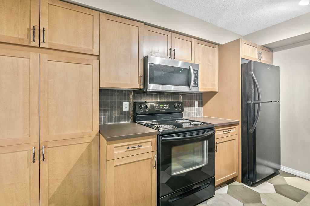 2, 21 Mckenzie Towne Gate SE