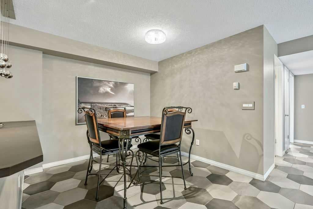 2, 21 Mckenzie Towne Gate SE