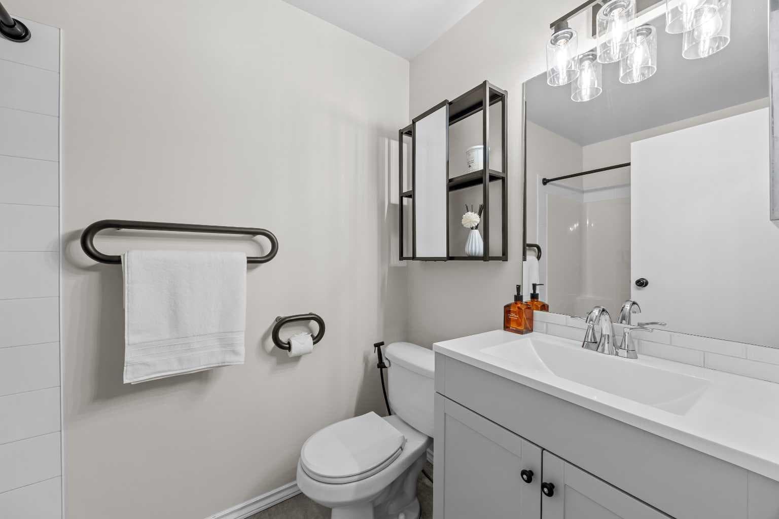 2213, 73 Erin Woods Court 