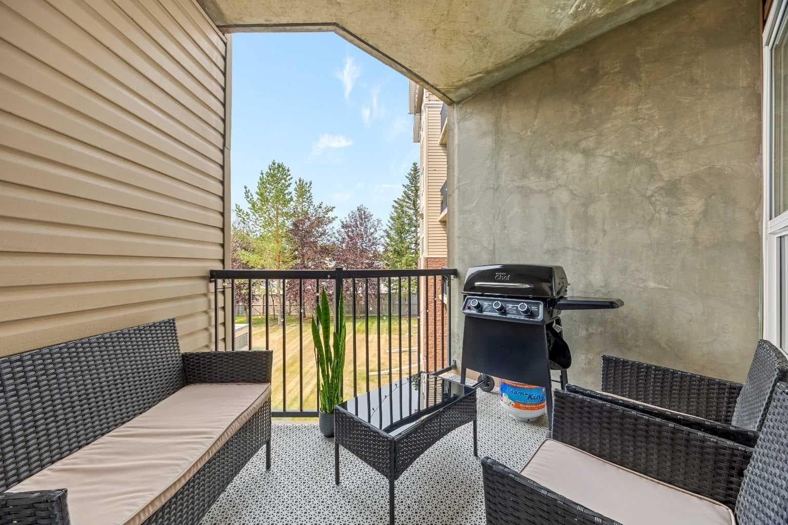 2213, 73 Erin Woods Court 
