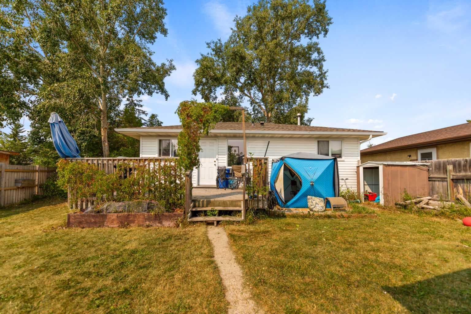 67 Falchurch Crescent NE