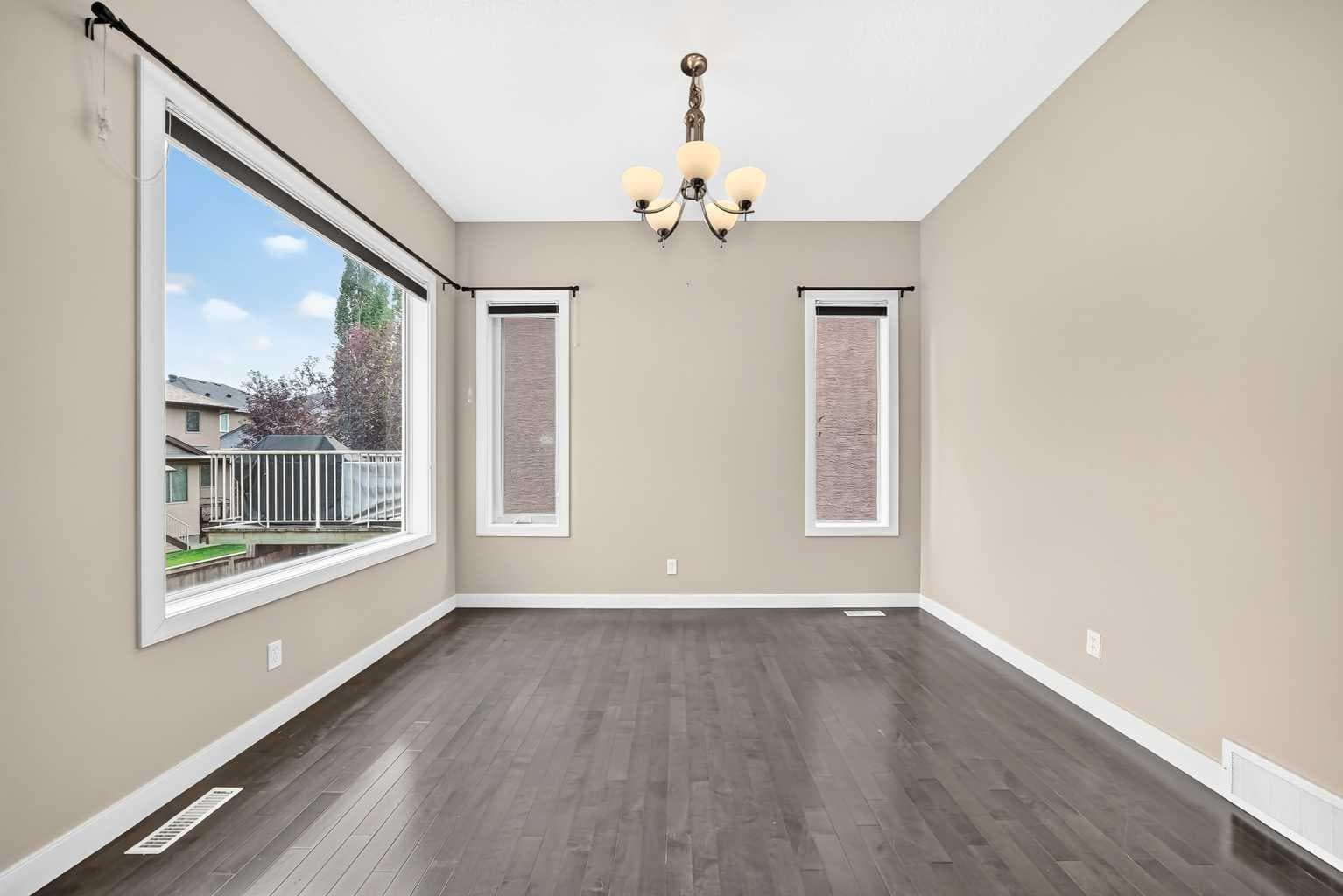 145 Cranridge Terrace SE