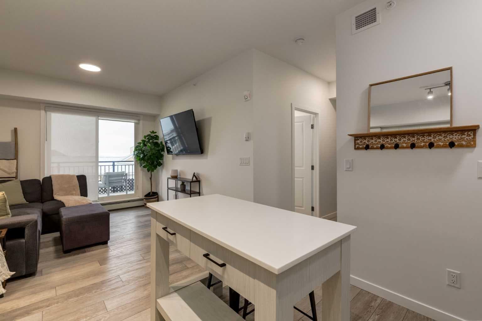 3412, 3727 Sage Hill Drive NW