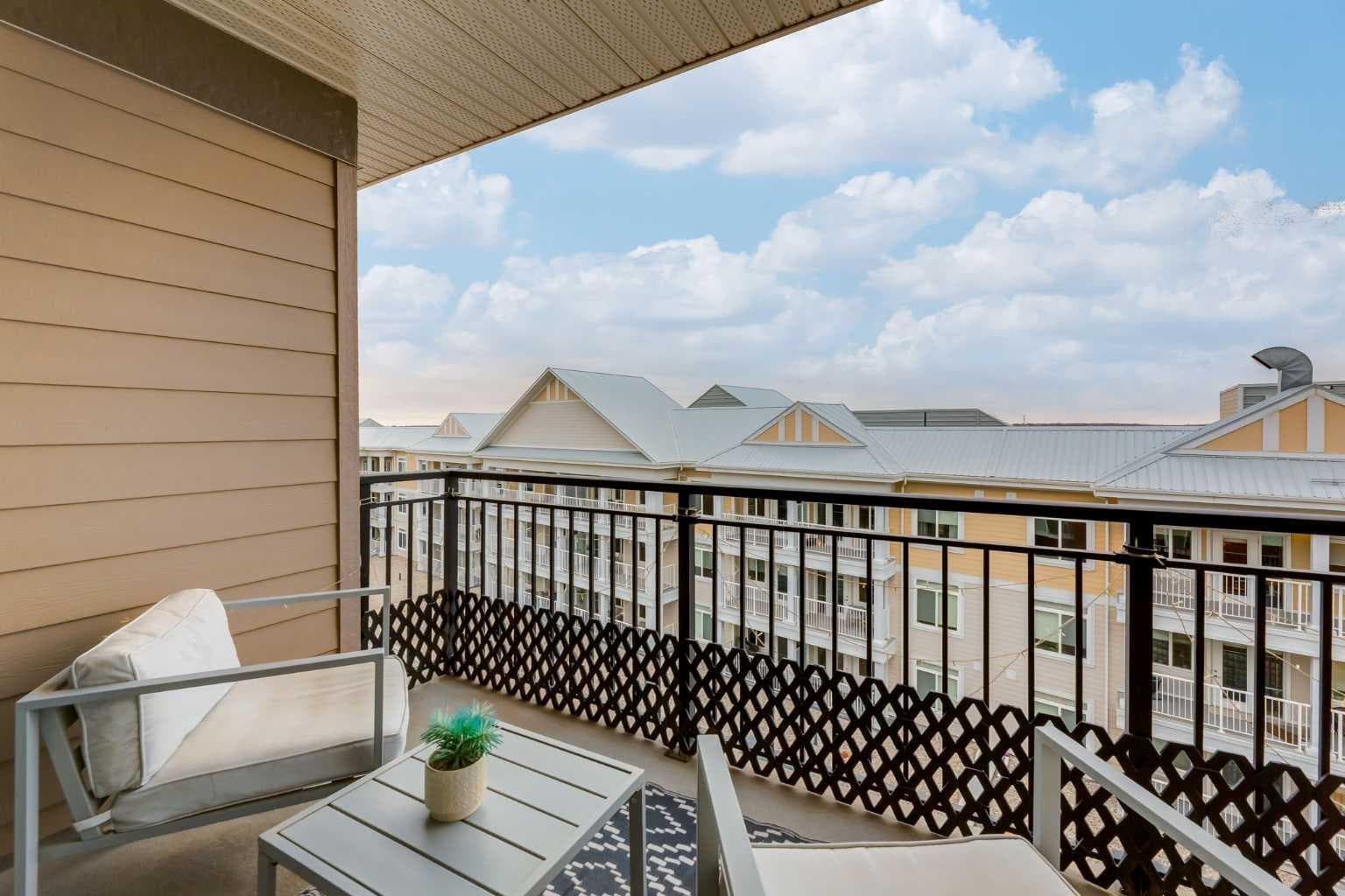 3412, 3727 Sage Hill Drive NW