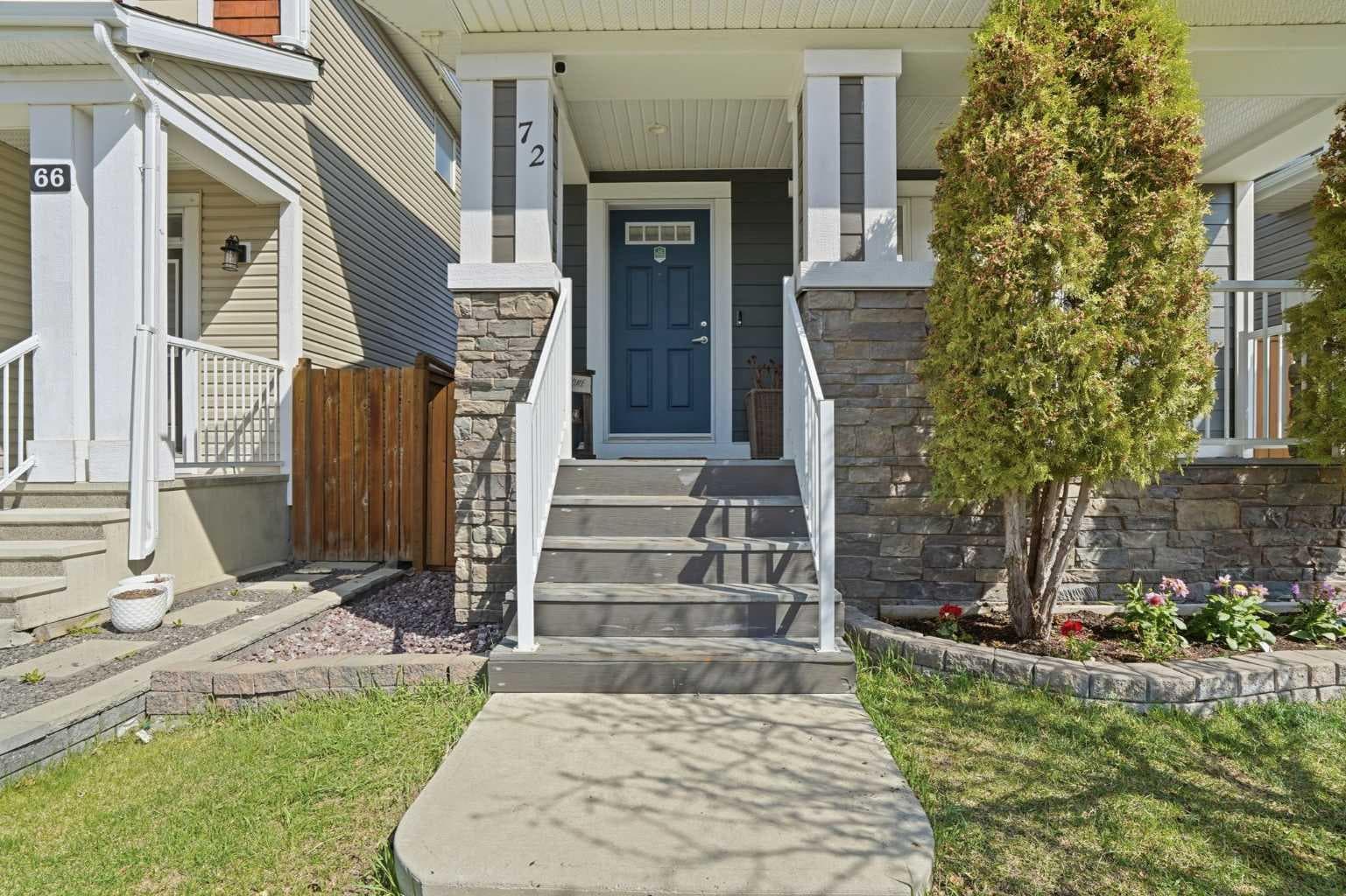 72 Redstone Common NE