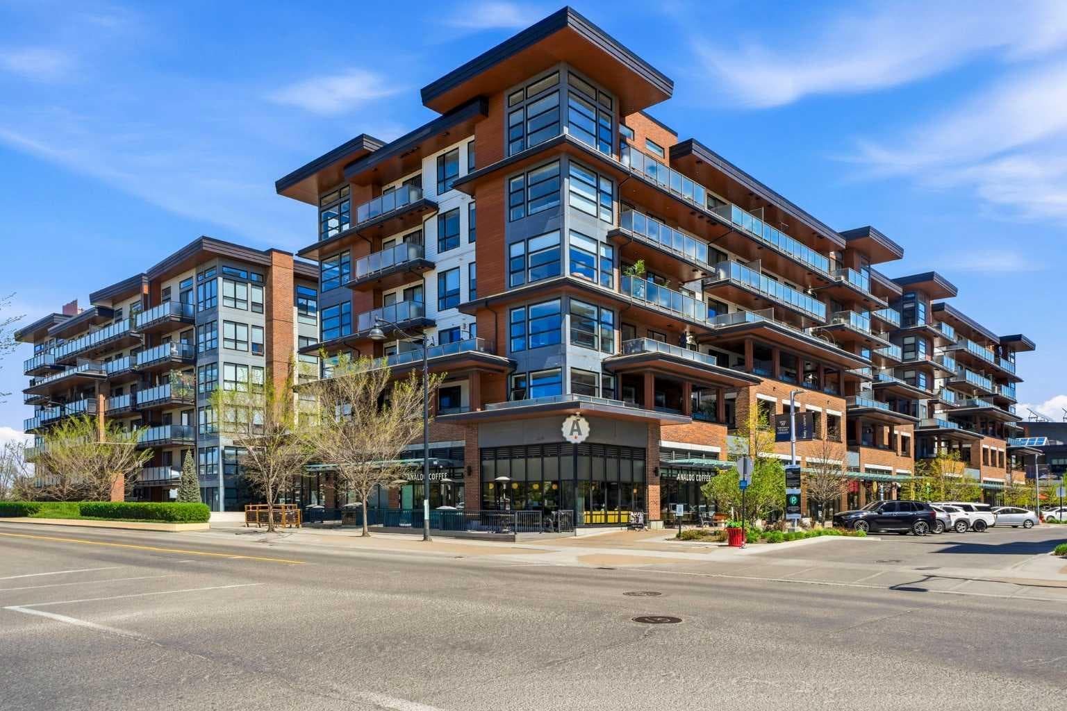 618, 122 Mahogany Centre SE