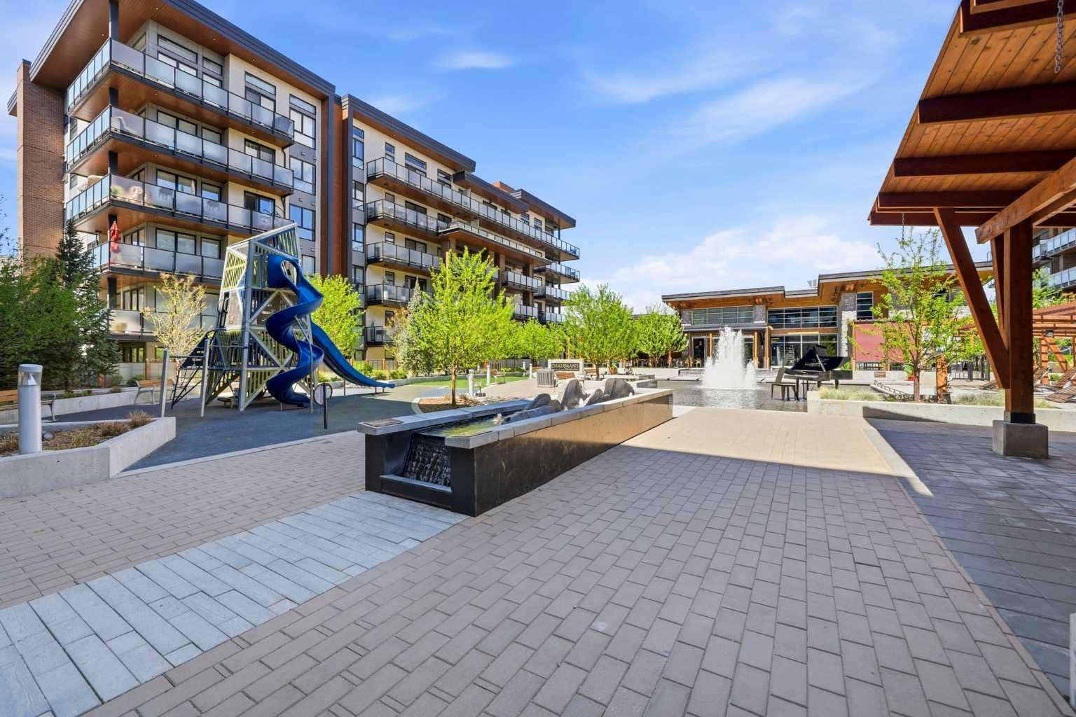 618, 122 Mahogany Centre SE