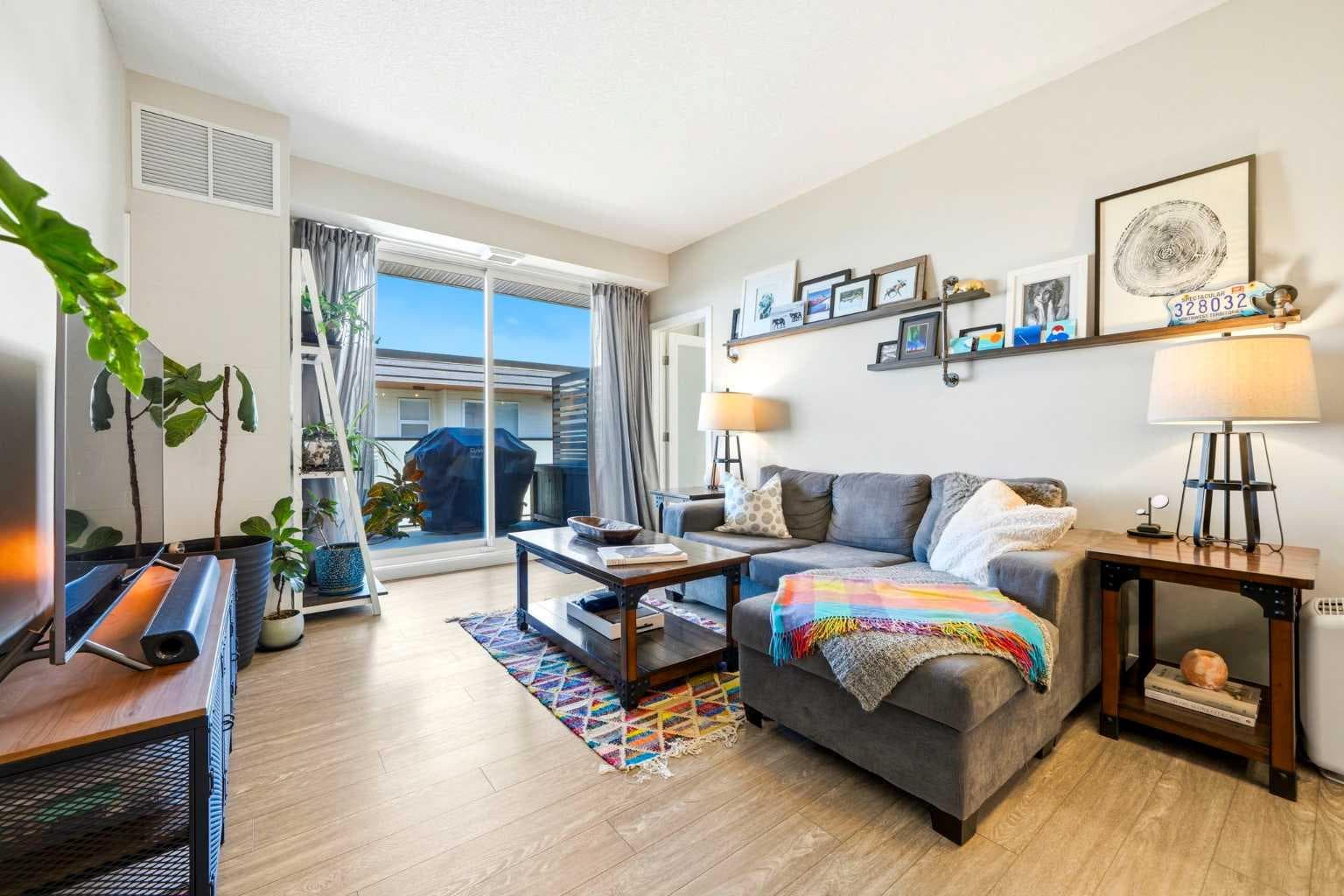 618, 122 Mahogany Centre SE