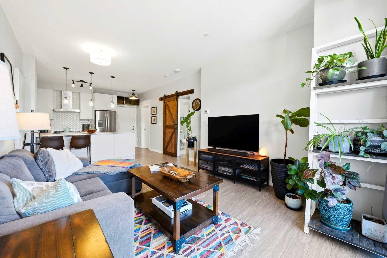 618, 122 Mahogany Centre SE