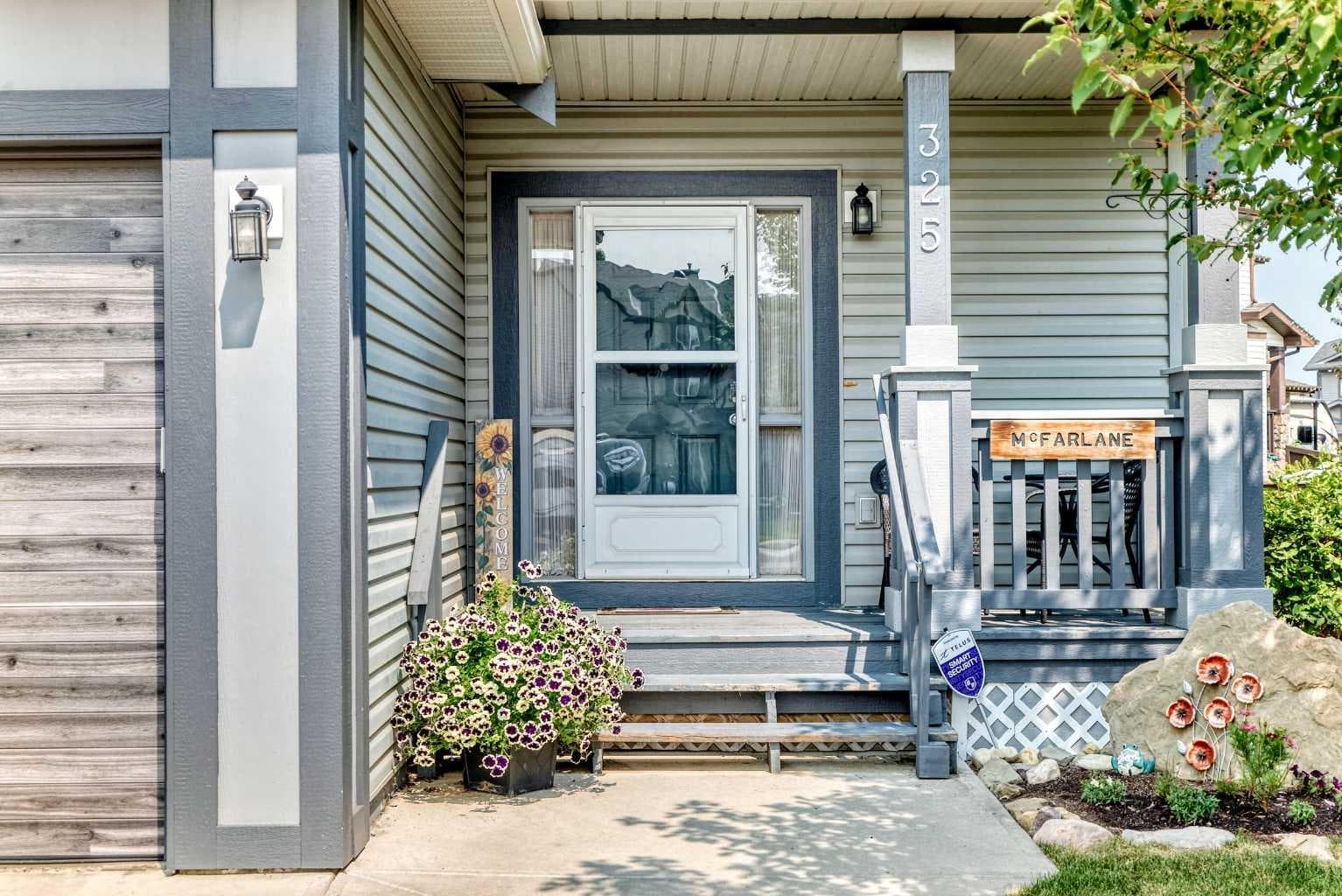325 Luxstone Green SW