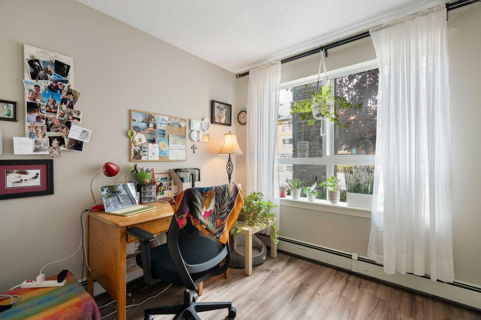 159, 35 Richard Court SW
