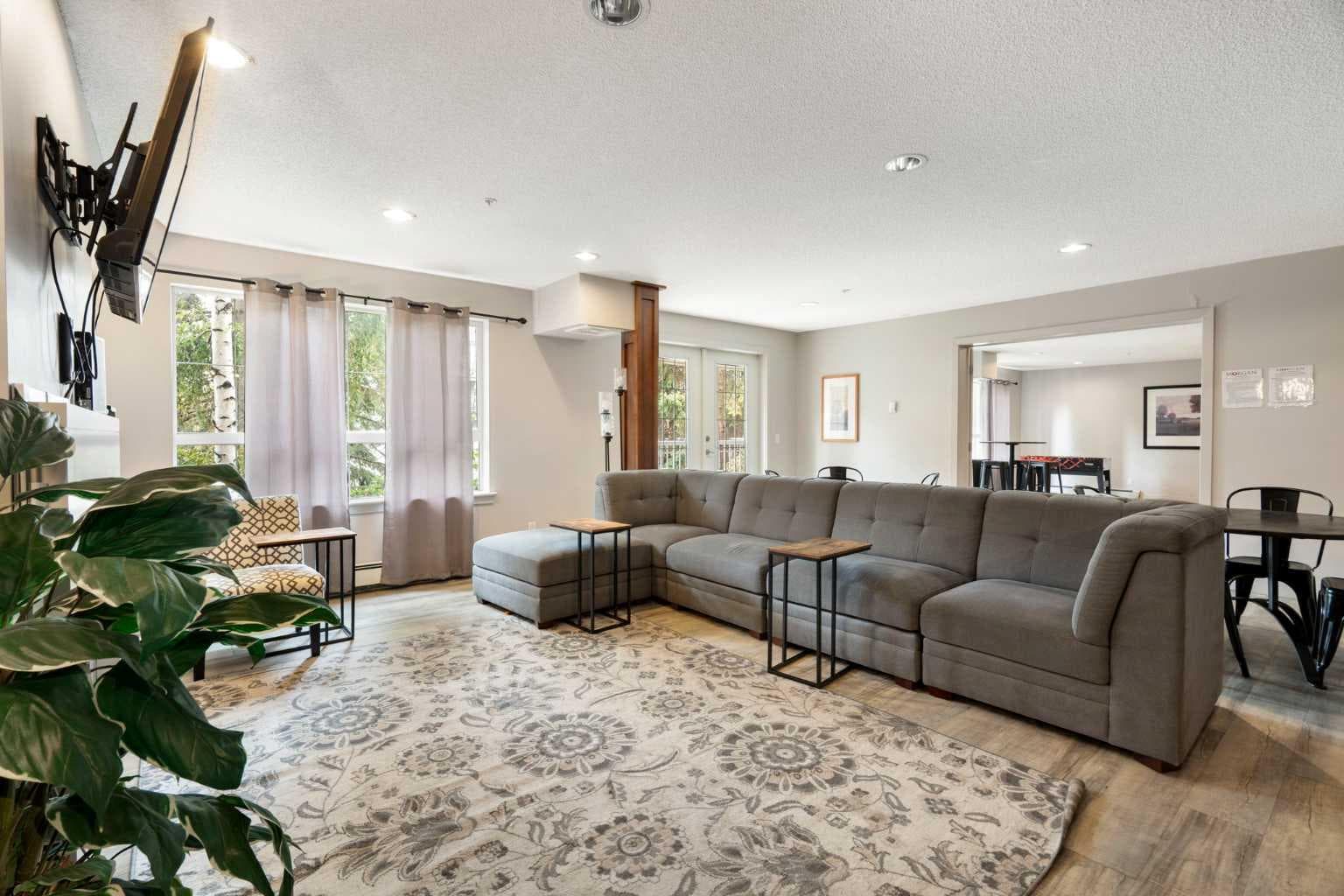 159, 35 Richard Court SW