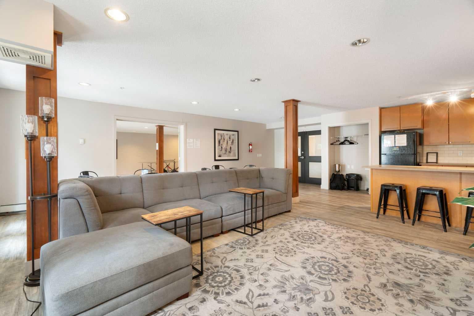 159, 35 Richard Court SW