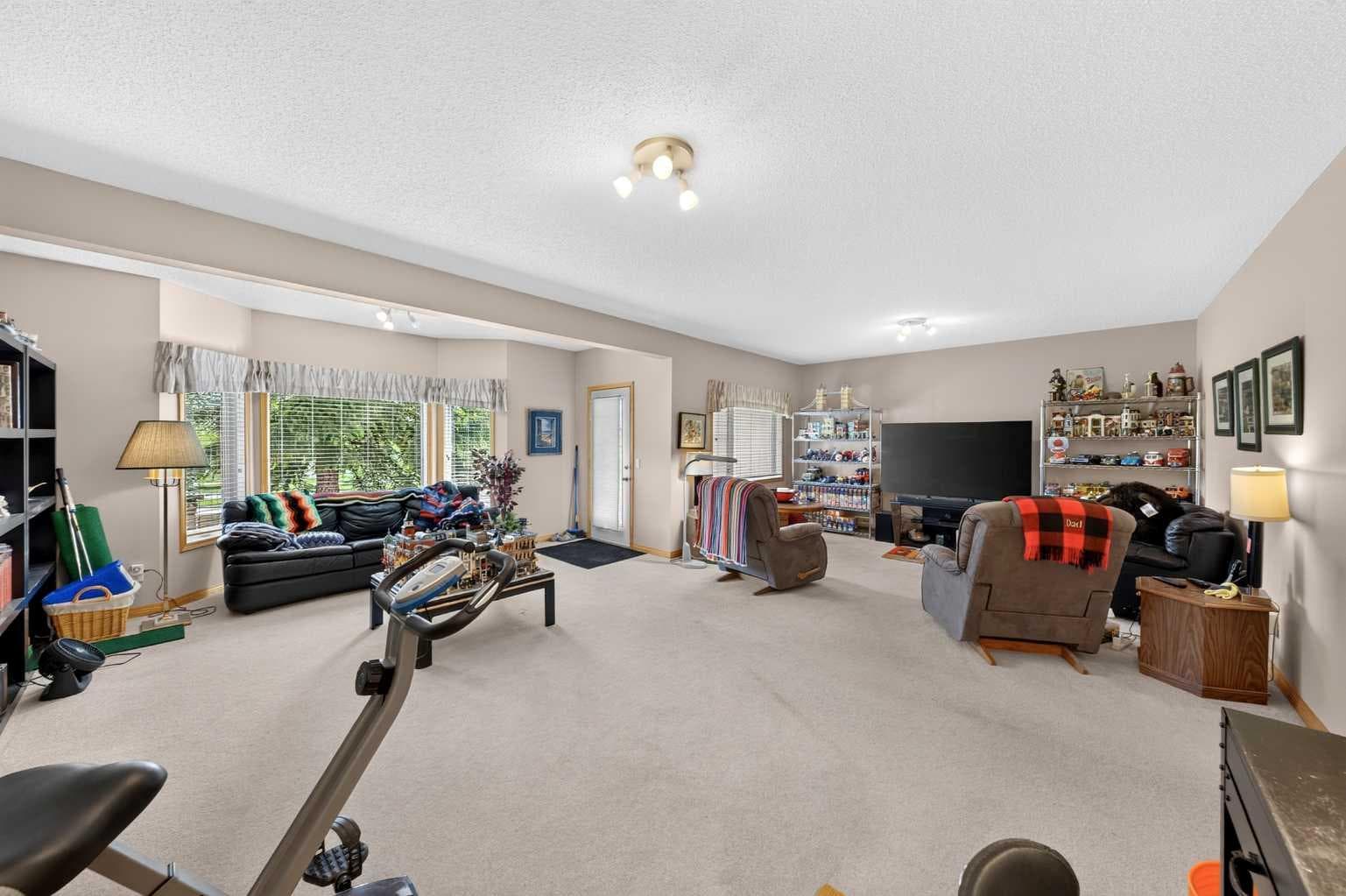 37 Scimitar Heath NW