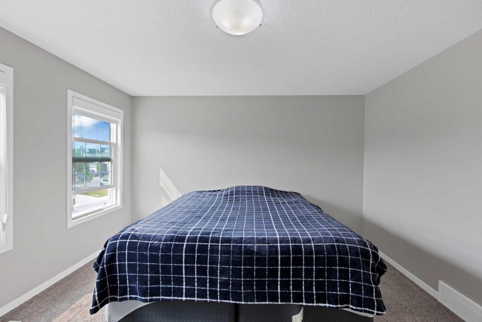 256 Auburn Glen Close SE