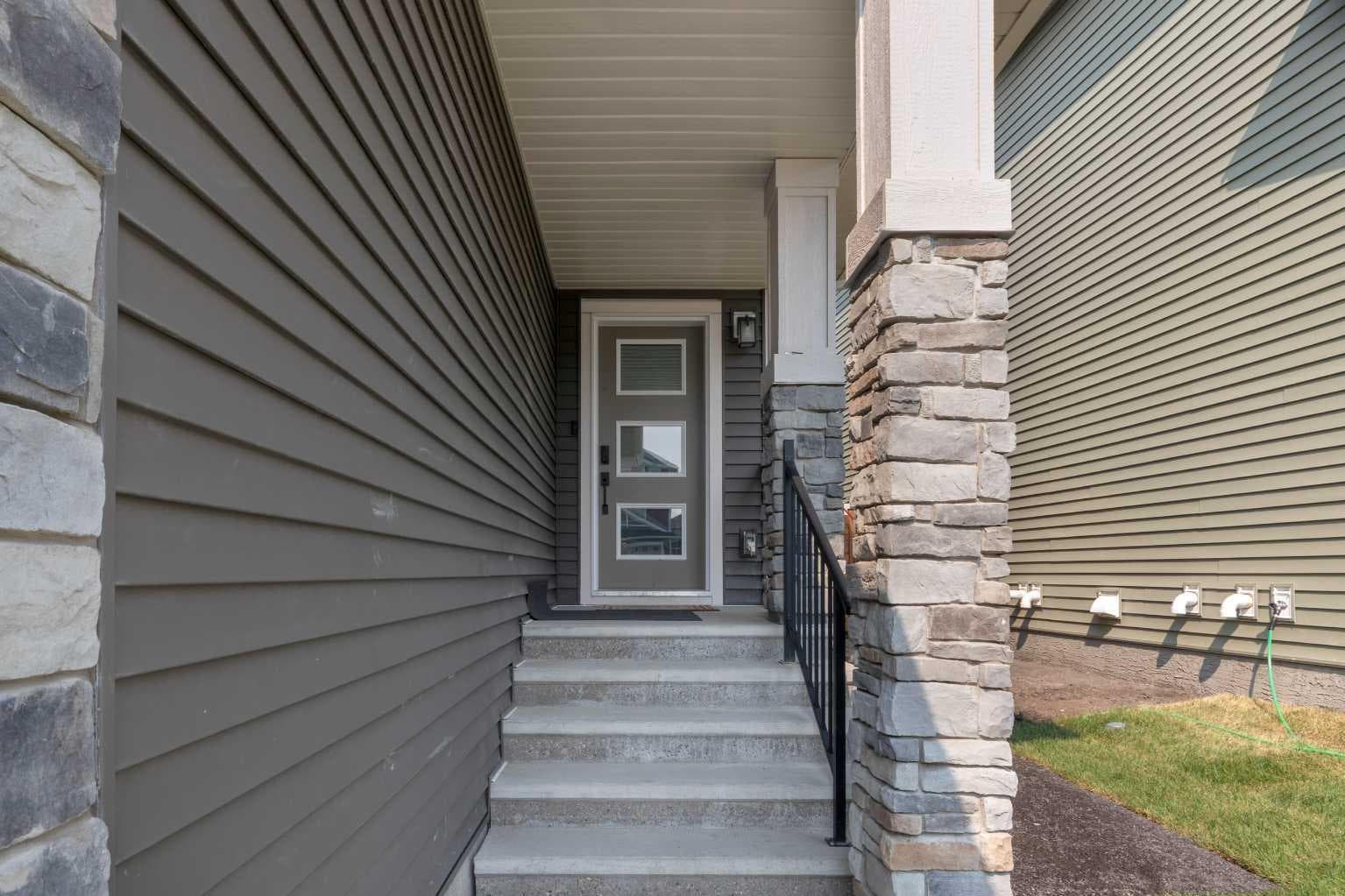 541 Baywater Manor SW
