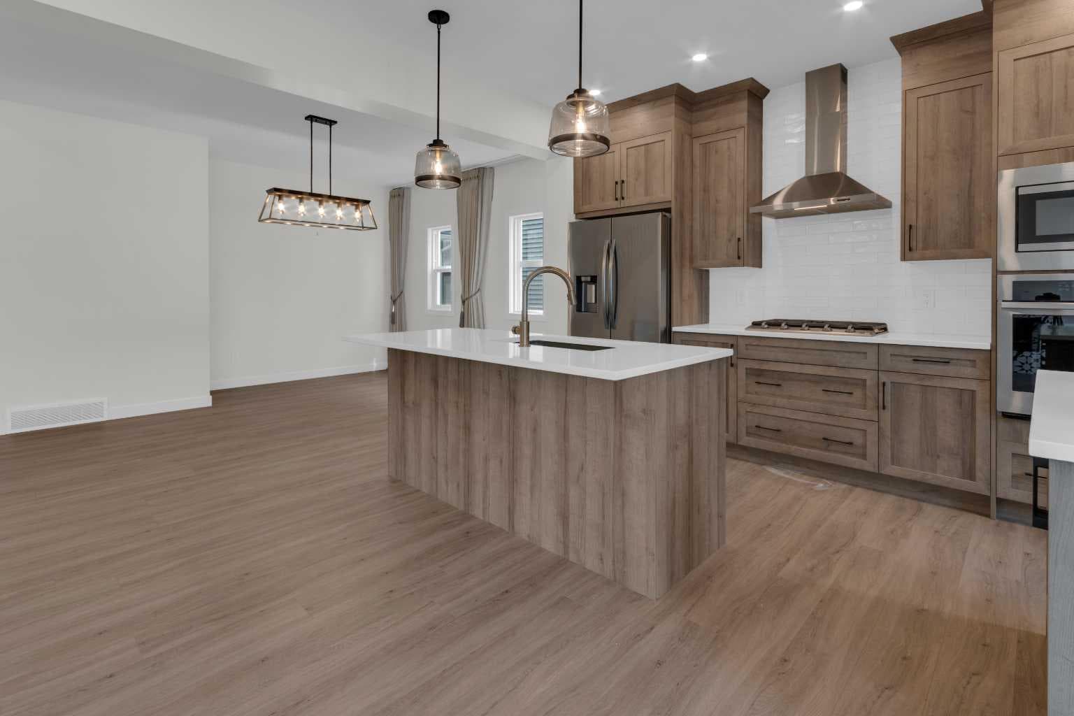 541 Baywater Manor SW