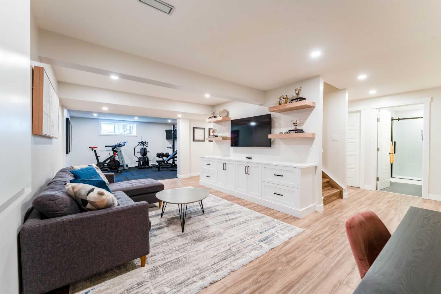 240 Willowmere Close 