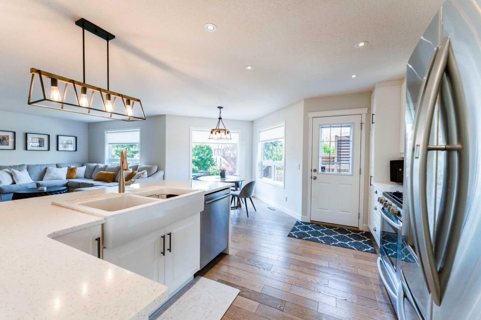 240 Willowmere Close 