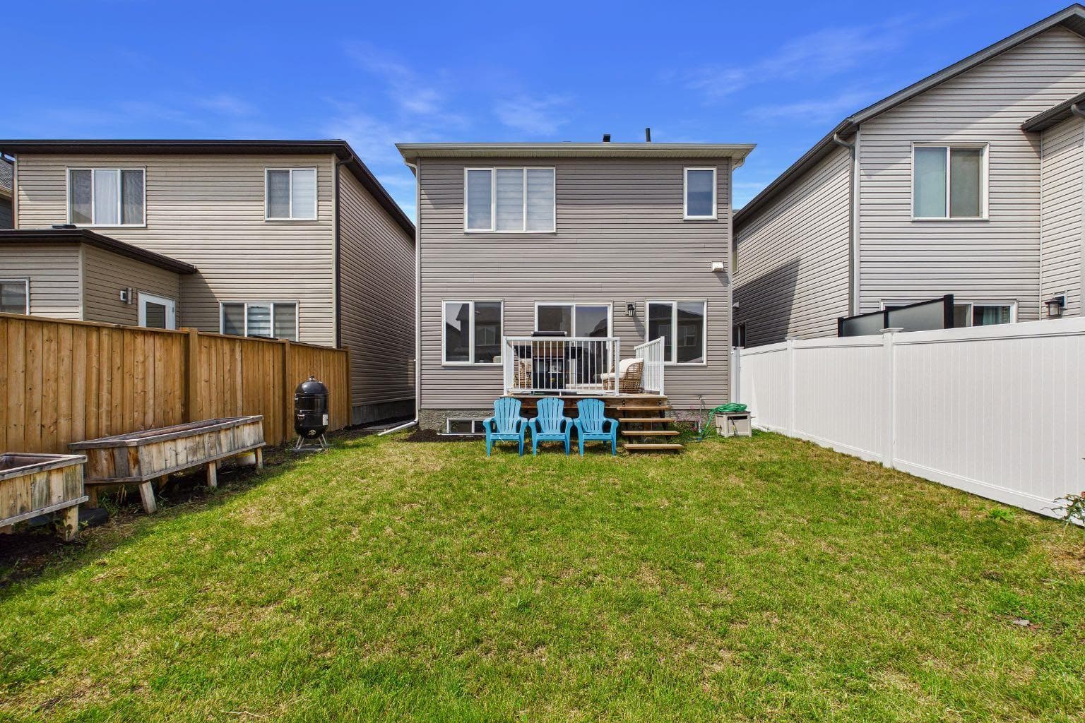 66 Legacy Glen Crescent SE