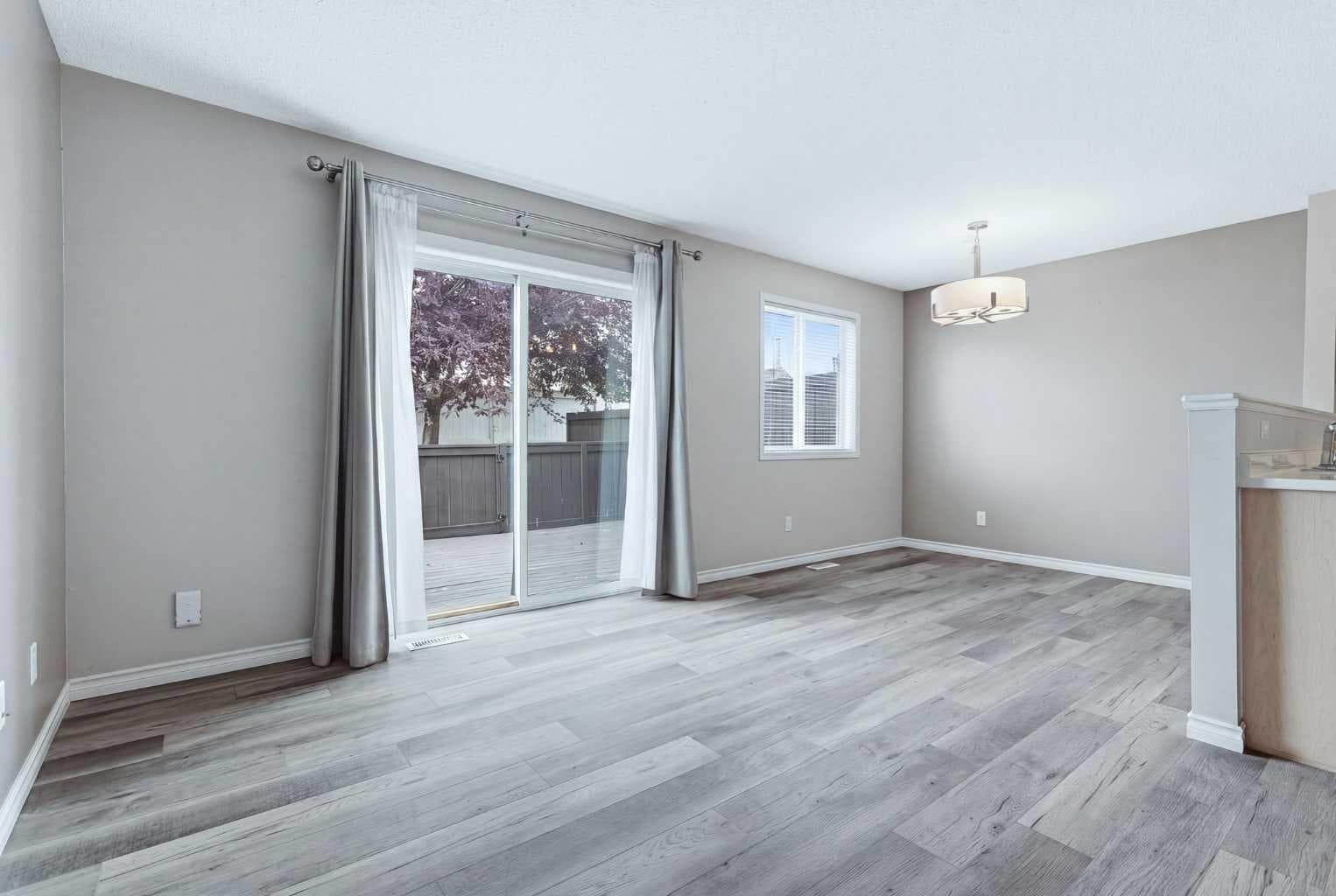103, 760 Railway Gate SW