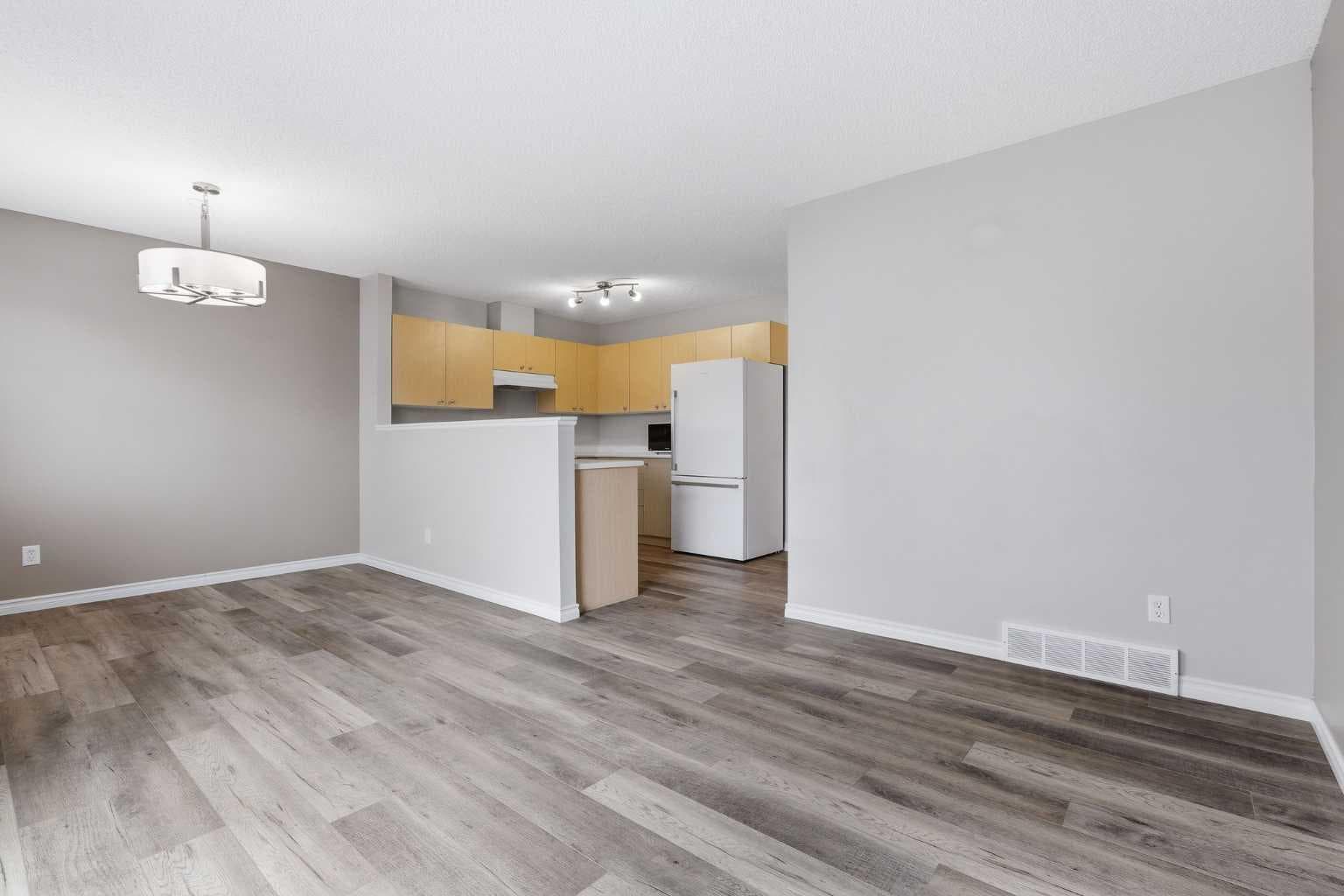 103, 760 Railway Gate SW