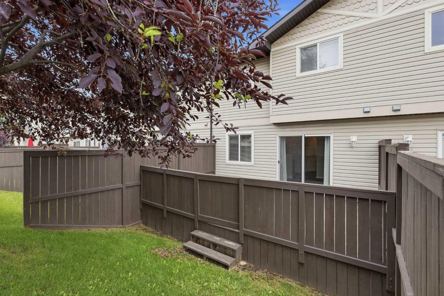 103, 760 Railway Gate SW