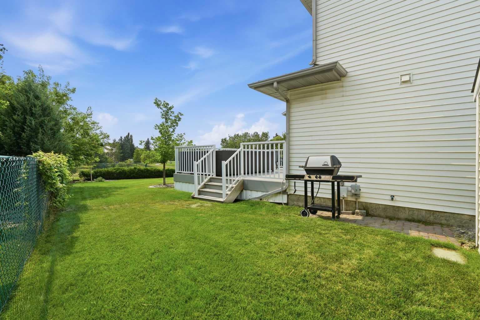 122 Douglas Woods Hill SE